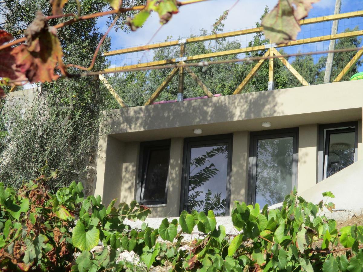 The Pool House Villa Longos Exterior photo
